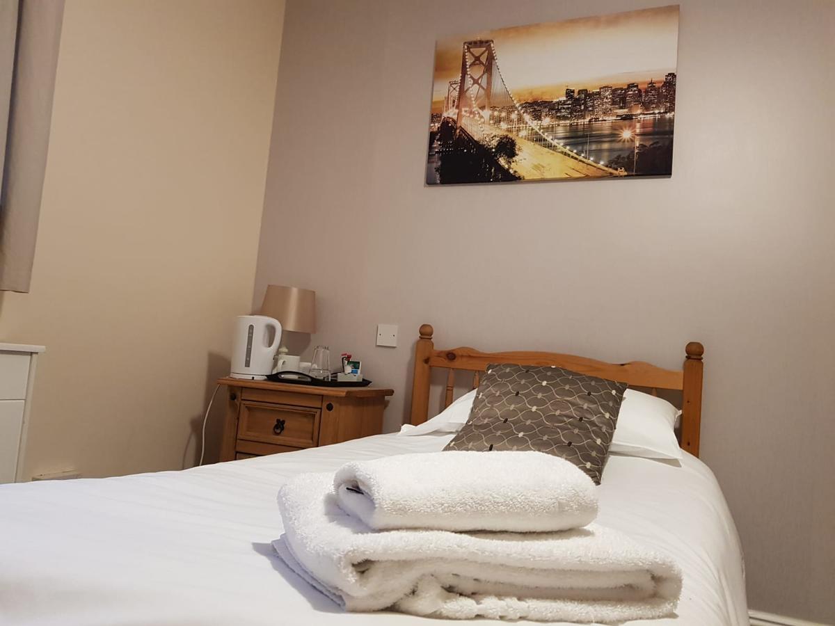 Finedon Lodge Веллингборо Экстерьер фото